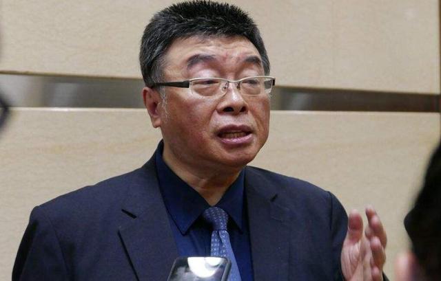 蔡英文与邱毅的交锋，一场激烈的言语对决，蔡英文与邱毅激烈交锋，言语对决引发关注