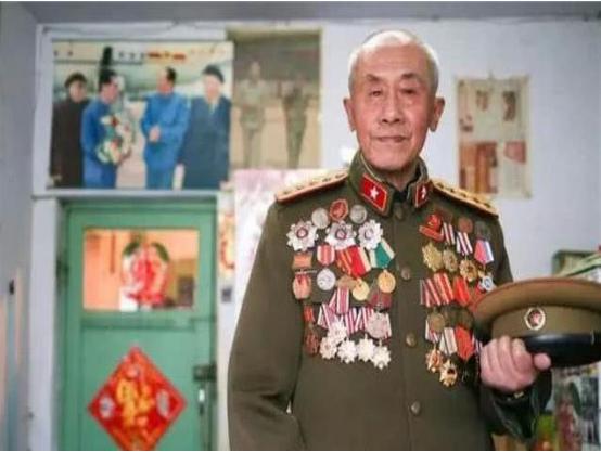 一等功勋章，金之荣耀与背后之辛勤，一等功勋章，荣耀背后的辛勤付出之路
