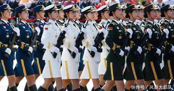 各国评价中国的阅兵式，展现力量与和平的壮丽画卷，全球视角下的中国阅兵式，力量与和平的壮丽展示