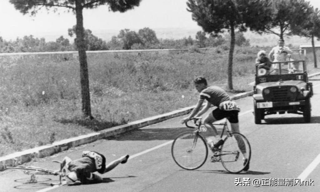 战火硝烟下的对决，1960年解放军与纳粹德军的交锋，战火硝烟下的交锋，解放军与纳粹德军的1960年对决