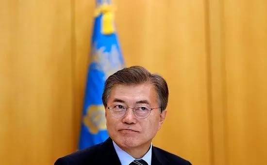 文在寅、萨德与凯迪，探索关联与影响，文在寅、萨德与凯迪，三者之间的关联与影响分析