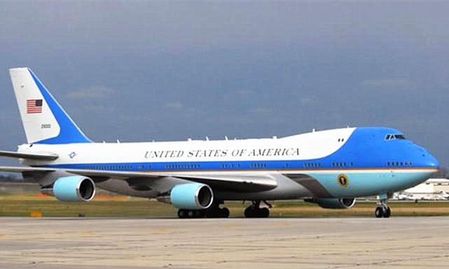 中国空军一号飞机的安全性，深度解析与信心保障，中国空军一号飞机的安全性，深度解析与信心保障