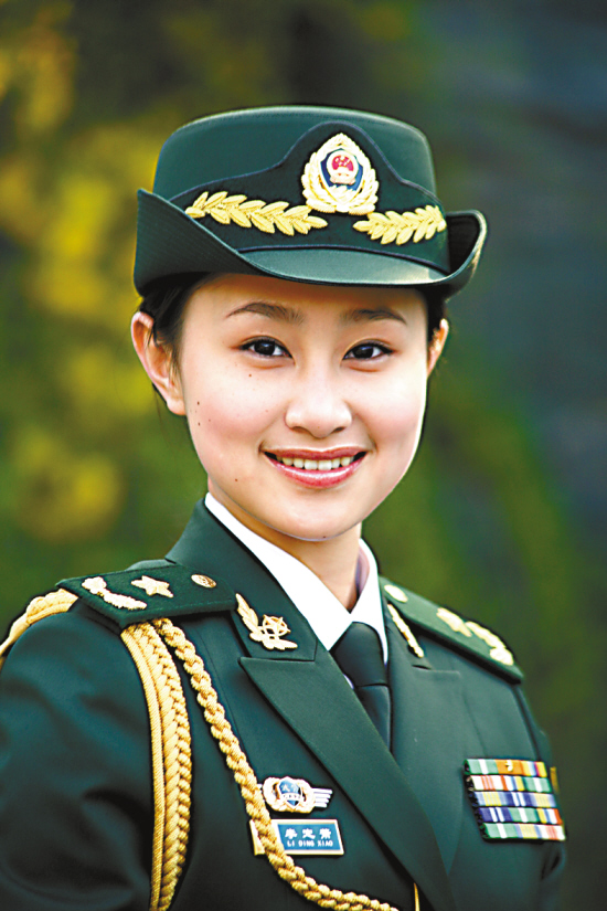 武警军花，绽放的荣耀与担当，武警军花，荣耀与担当的绽放