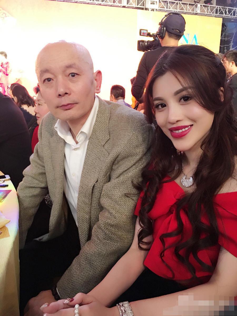 葛天裤档藏雷，探寻背后的故事与深意，葛天裤档藏雷背后的故事与深意探究