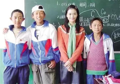 辽宁舰历届舰长简介，辽宁舰历届舰长简介及背景介绍
