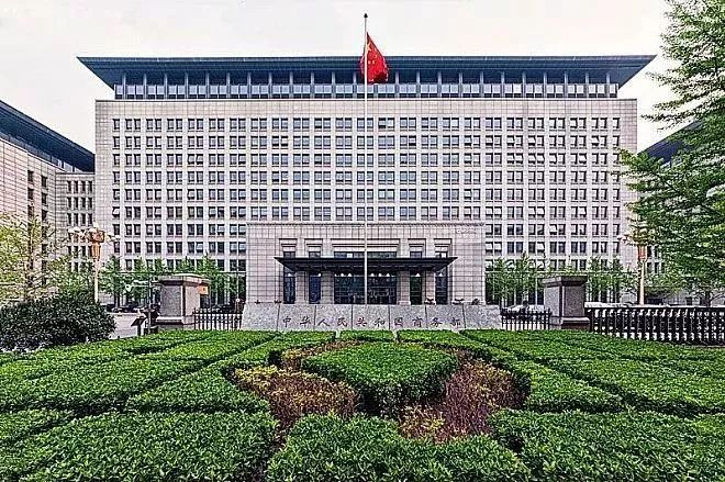 中国国防部的所在地，历史、现状及其重要性，中国国防部，历史沿革、现状及其重要性分析