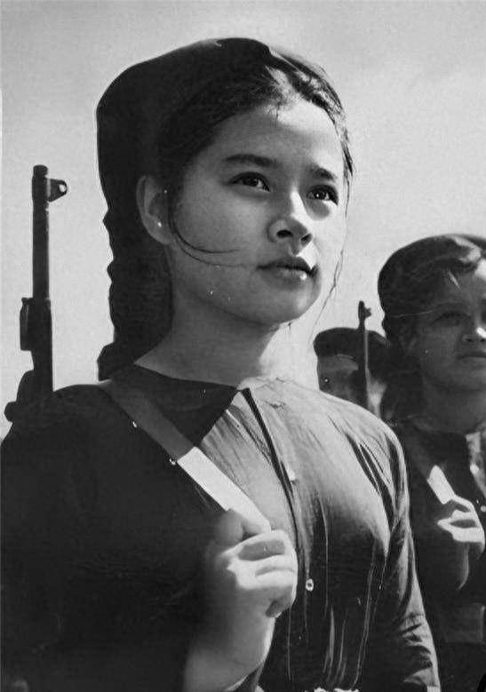 中国女兵在越南的地位，跨越国界的友谊与尊重，中国女兵在越南，跨越国界的友谊与尊重地位