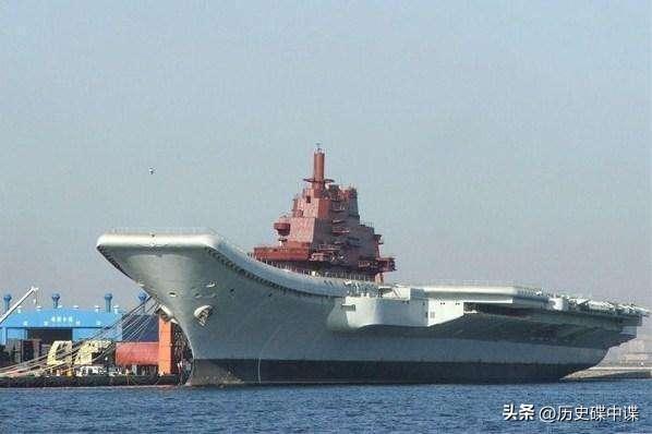 瓦良格号到达大连的时间，历史时刻的见证，瓦良格号抵达大连，历史时刻的见证