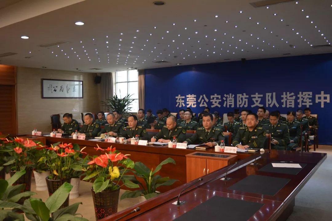 部队管理依法从严，构建现代化军事秩序的基石，部队管理依法从严，现代化军事秩序的稳固基石