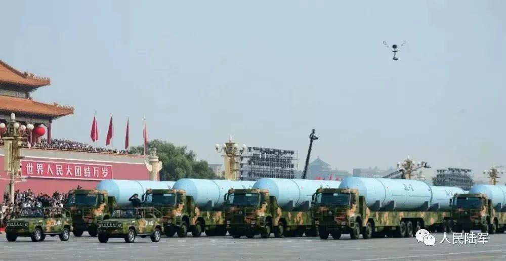 国外看中国阅兵的反应，超越想象的震撼与认同，国外观看中国阅兵，超越想象的震撼与普遍认同