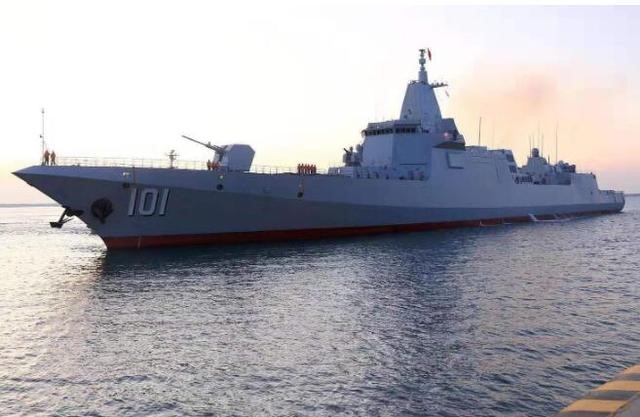 关于我国海军舰艇055型驱逐舰服役时间的研究与探讨，我国海军舰艇055型驱逐舰服役时间探讨与研究