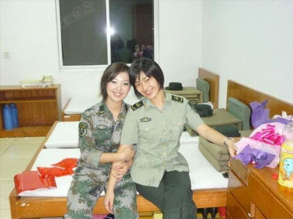 中国女兵宿舍图片大全，一窥军营生活的真实面貌，中国女兵宿舍揭秘，一探军营生活的真实面貌图片大全