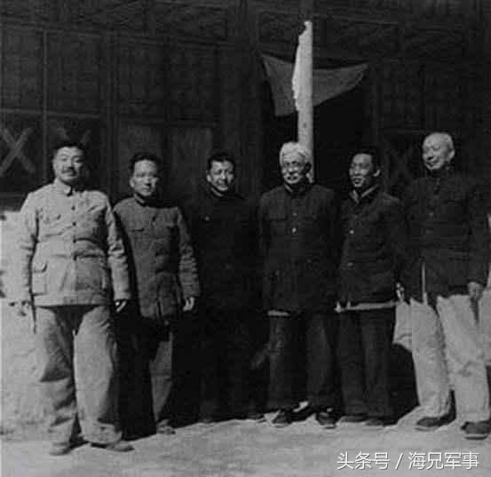 集团军与军区的关系，战略协同与作战力量的组织构建，集团军与军区战略协同，作战力量的组织构建与关系探究