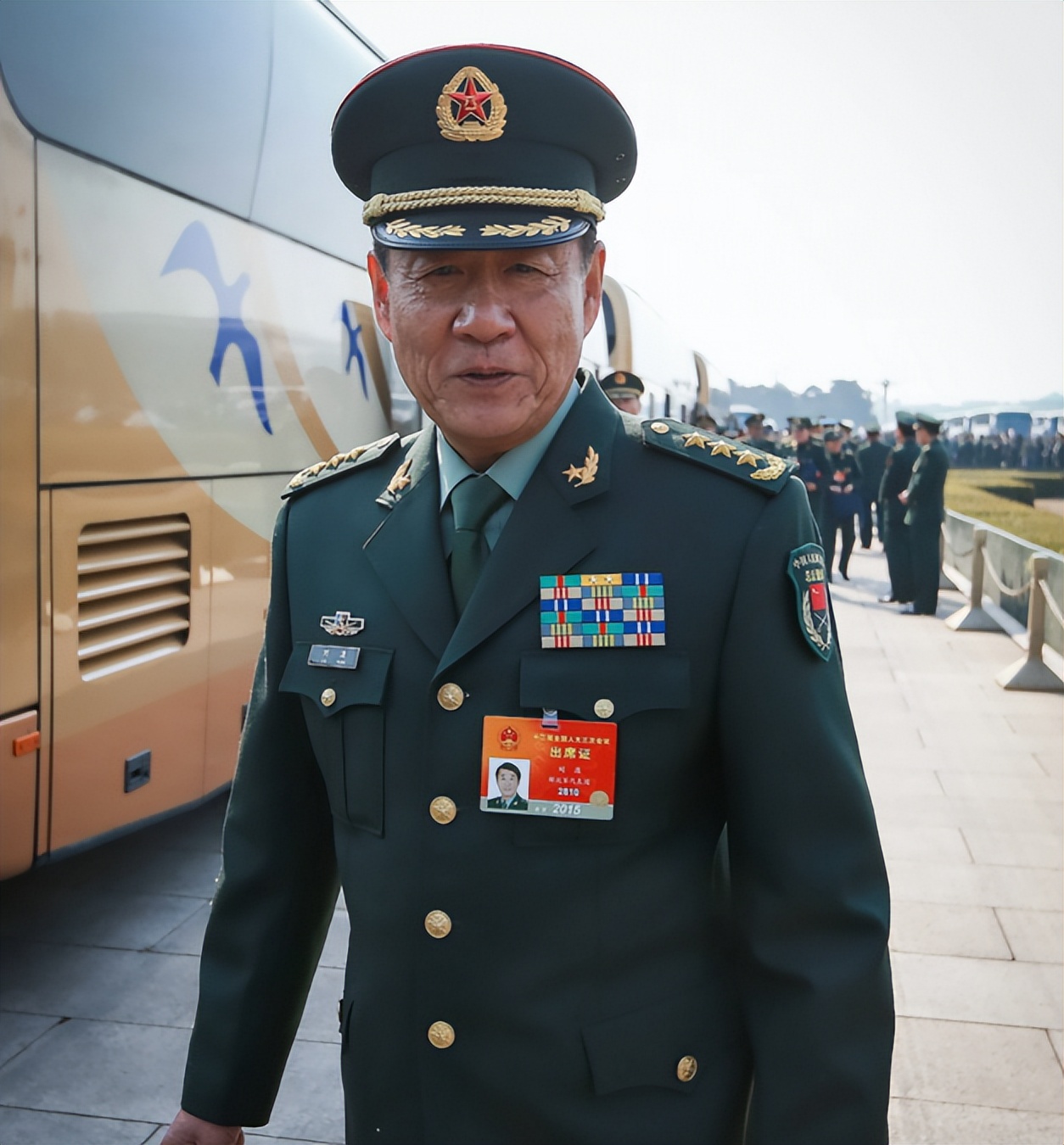 盛建忠会升少将吗，探究未来军事生涯的可能性，盛建忠的未来军事生涯，少将晋升的可能性探究