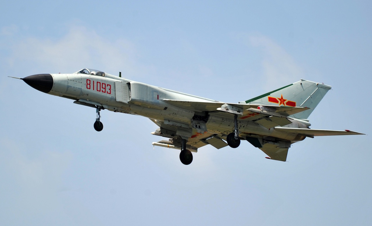 歼八国家，中国空军力量的骄傲与未来展望，中国空军力量之骄傲，歼八战机与未来展望