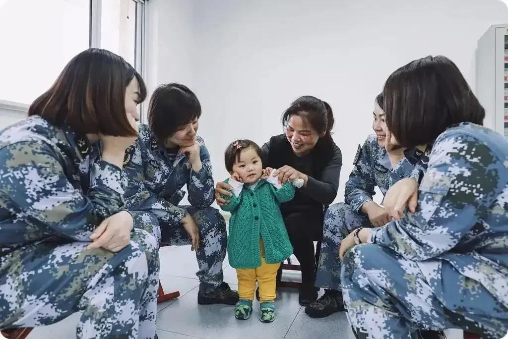 军功章的特殊待遇，荣誉与权益的双重肯定，军功章荣誉下的双重肯定，特殊待遇与权益保障
