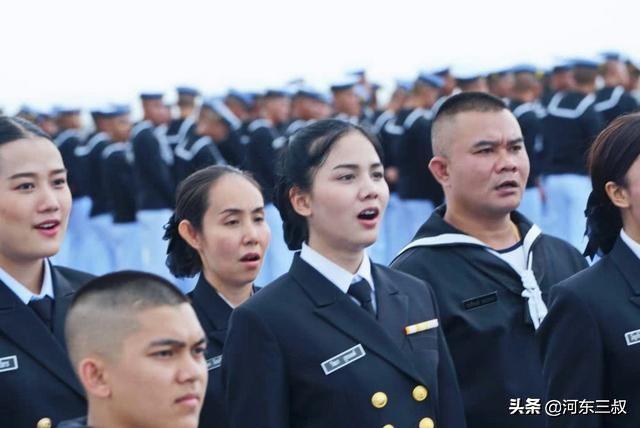 最小航母，现代海军的新宠儿，最小航母，现代海军新星之宠儿