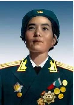 中国勋章大全图解，荣誉的象征，历史的印记，中国勋章大全图解，荣誉与历史的象征印记