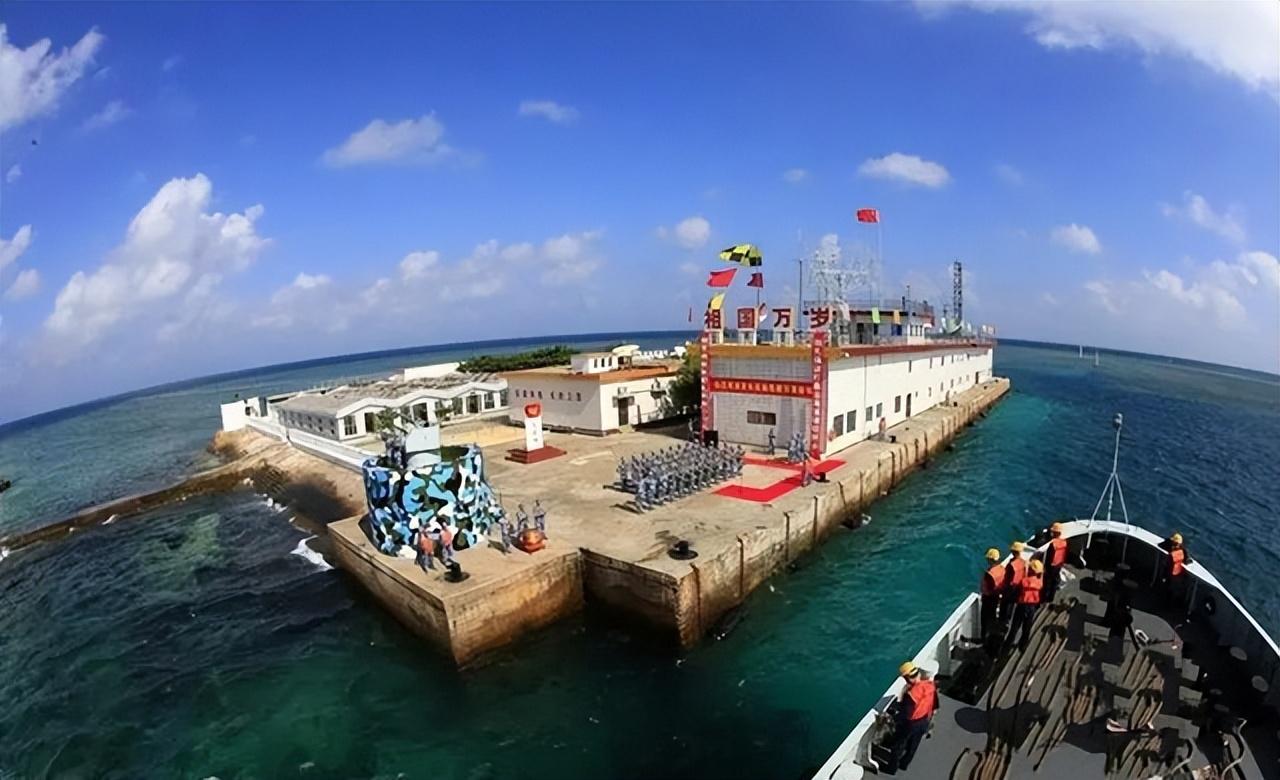 南海岛礁概览，南海岛礁全景概览