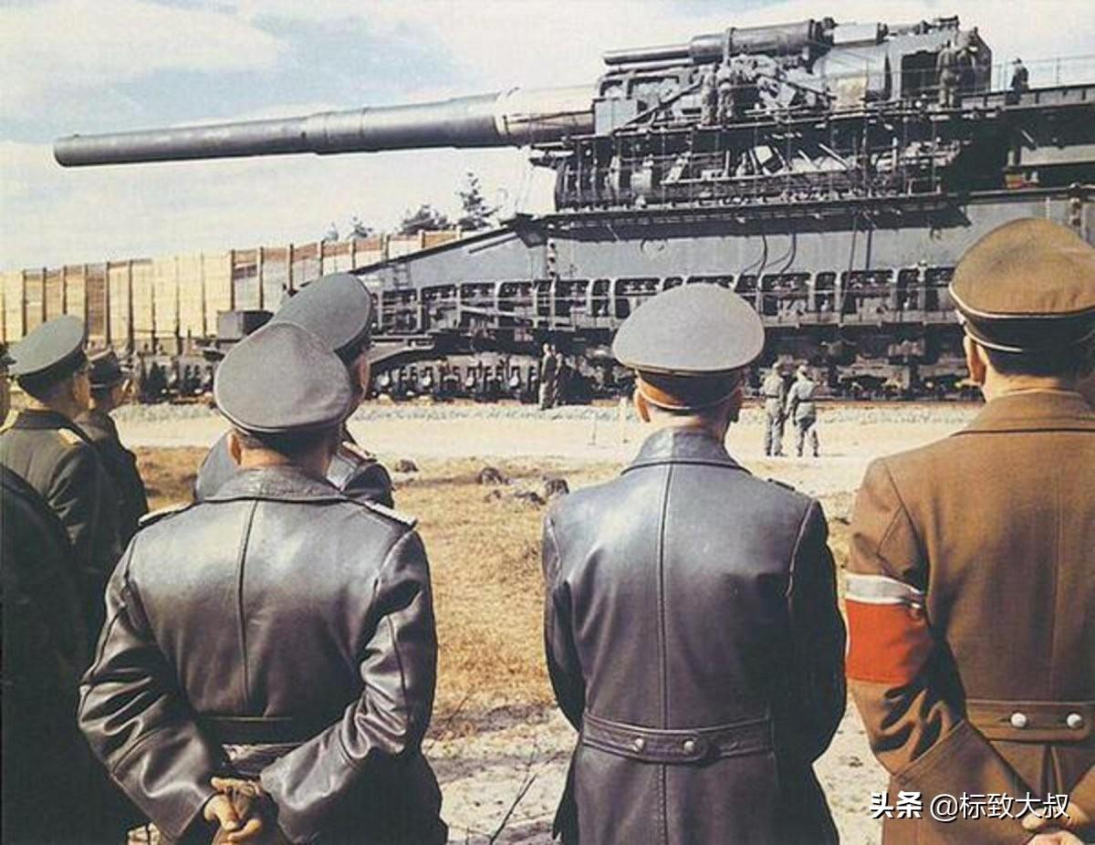 古斯塔夫巨炮模型制作，从设计到完成的细致之旅，古斯塔夫巨炮模型制作全程详解，从设计到完美呈现