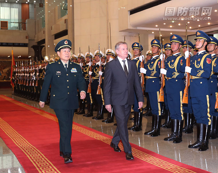 中国国防部现任部长及三军司令，国防力量的核心领导，中国国防力量核心领导，现任国防部长及三军司令一览