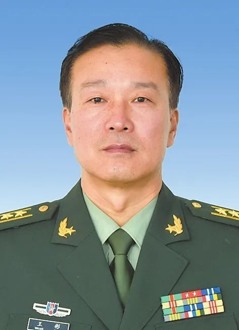 集团军司令员的职责与担当，集团军司令员的职责与担当，战略领航者的核心角色