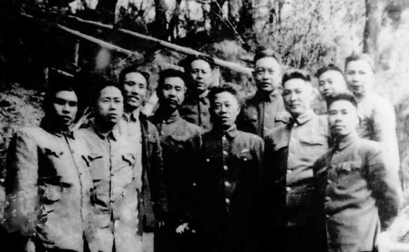 长津湖电影中中美军装备对比研究，长津湖电影中的中美军装备对比分析