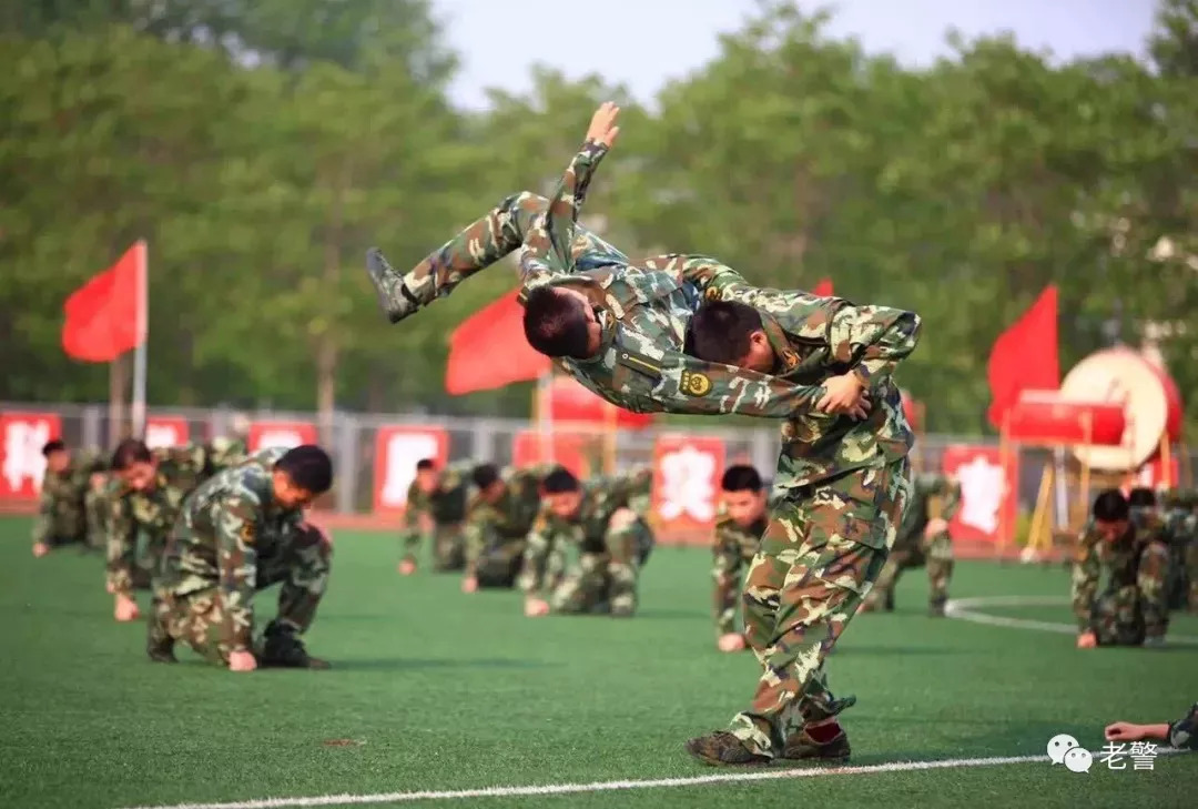 中国人民武装警察部队学院公众号，传承红色基因，弘扬警校文化，中国人民武装警察部队学院公众号，传承红色基因，展现警校文化风采