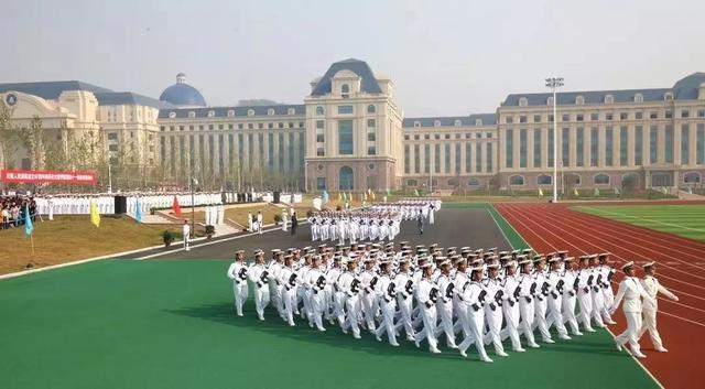 山东青岛舰艇学院，培养海军精英的摇篮，山东青岛舰艇学院，海军精英的摇篮