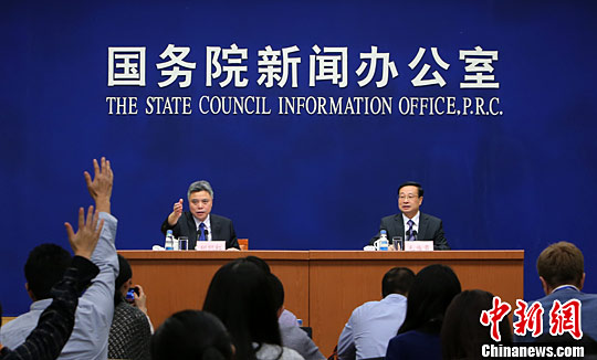 新闻发布会发言人的角色与重要性，新闻发布会发言人的角色与重要性解析