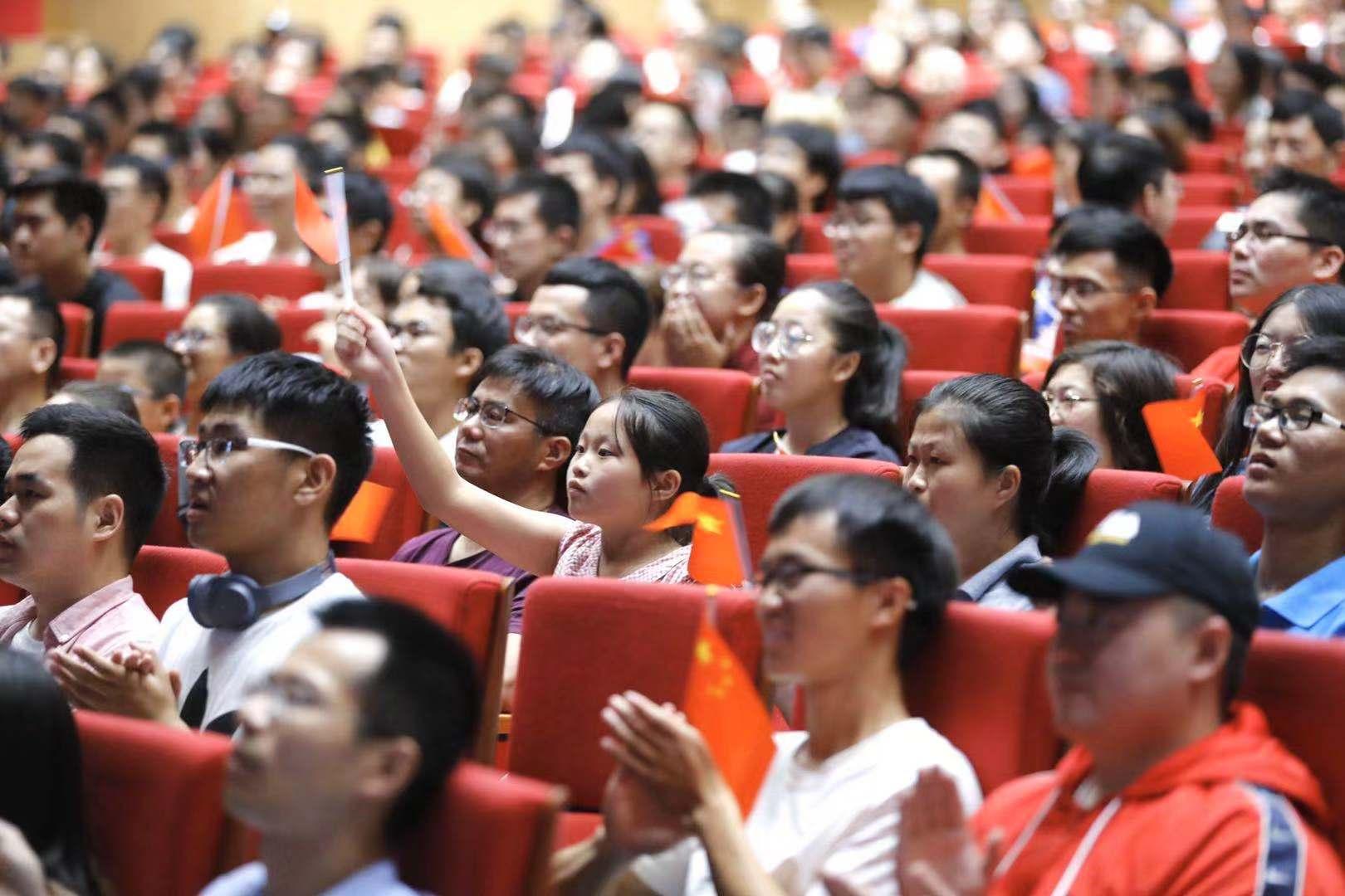 最近热点下的世界阅兵视频，全球视角下的军事力量展示与和平象征，全球视角下的军事力量展示与和平象征，世界阅兵视频热点解析
