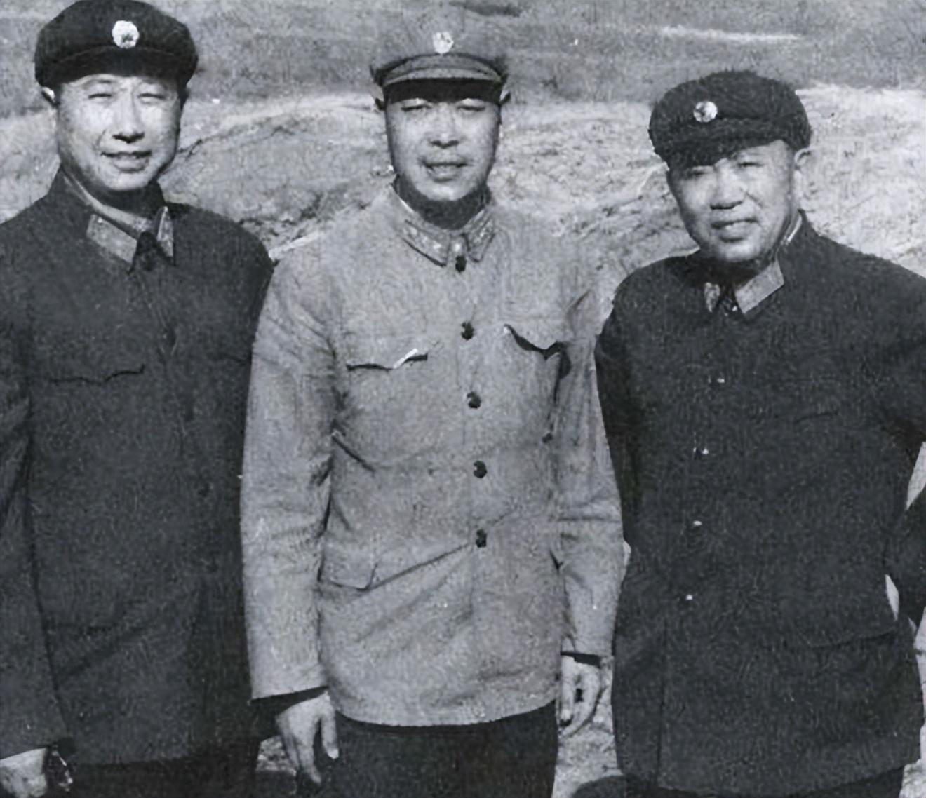 一野、二野、三野、四野各有几位上将名单，中国各野战军上将名单概览，一野、二野、三野、四野上将人数揭秘