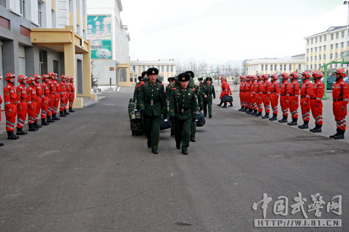 内蒙古乌海消防部队新兵遭遇老兵打骂现象探讨，内蒙古乌海消防新兵遭遇老兵打骂现象，深度探讨与反思