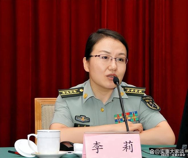 国际观察员李莉，一位独特的全球视角领航者，国际观察员李莉，全球视角领航者的独特洞察