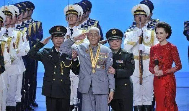 光荣岁月，致敬参加2015年阅兵的老兵们，致敬光荣岁月，参加2015年阅兵的老兵们风采展