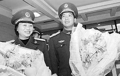 丁小兵个人事迹，英勇无畏的军人精神典范，丁小兵，军人精神典范，英勇无畏的壮举