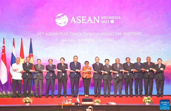 南海问题解决方针，维护稳定，促进合作，实现共赢，南海问题解决方针，维护稳定，促进合作，实现共赢发展之道