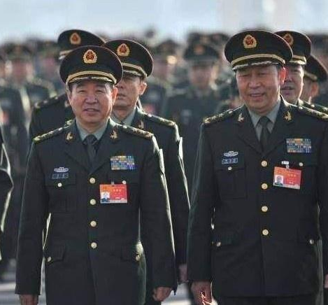火箭军司令员军衔级别及其职责使命解析，火箭军司令员军衔级别与职责使命深度解析