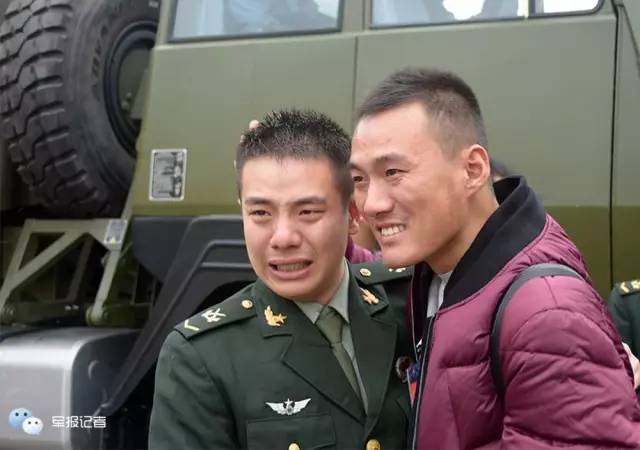光荣退役，从12集团军34师100团走过的岁月，光荣退役，从12集团军34师100团的军旅岁月回顾