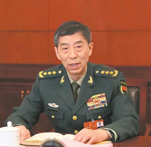 2023年现役上将有哪些？揭秘中国现役上将的概况与风采，揭秘中国现役上将概况与风采，2023年现役上将名单全解析