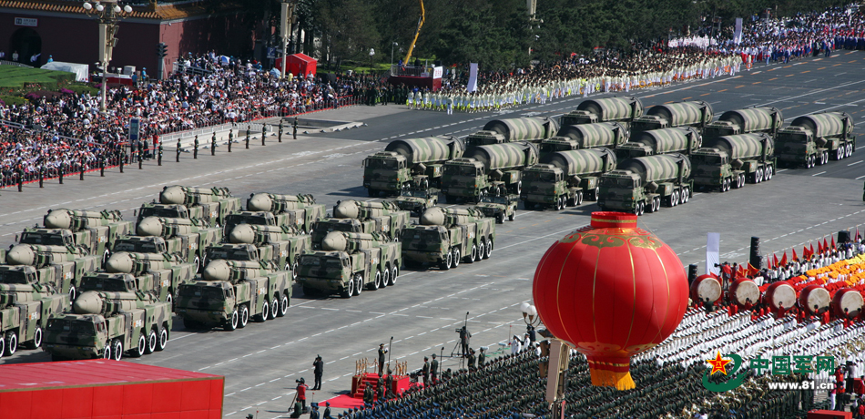 庆祝辉煌历程，回顾2009年国庆节阅兵盛典，回顾辉煌历程，庆祝国庆节阅兵盛典的壮丽篇章（2009年）