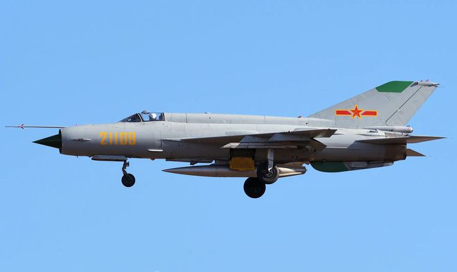 歼7型飞机谱系，中国航空工业的骄傲，歼7型飞机谱系，中国航空工业的辉煌里程碑