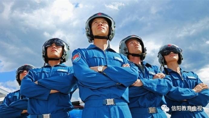 中国空军招飞网2018，新纪元下的空军英才招募，新纪元下的空军招募，中国空军招飞网2018英才招募启动