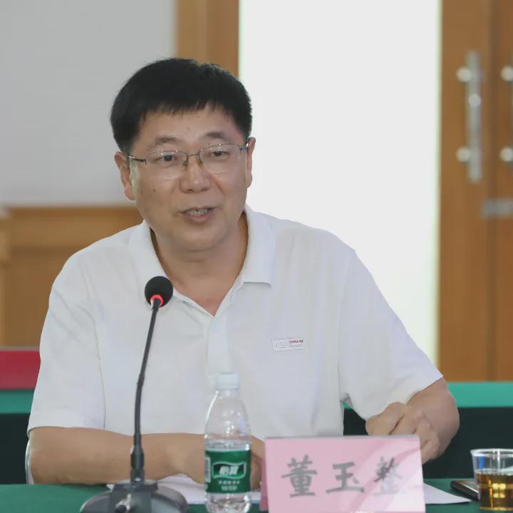 董玉江，地域背景与个人成就的探索，董玉江，地域背景成就探索之路
