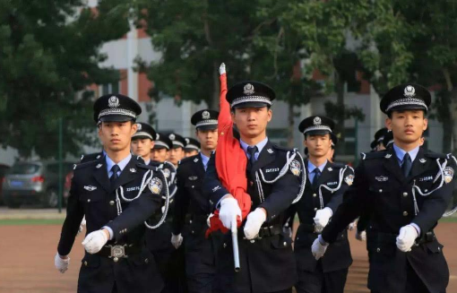 女生报考警校的要求与条件，女生报考警校的要求与资格详解