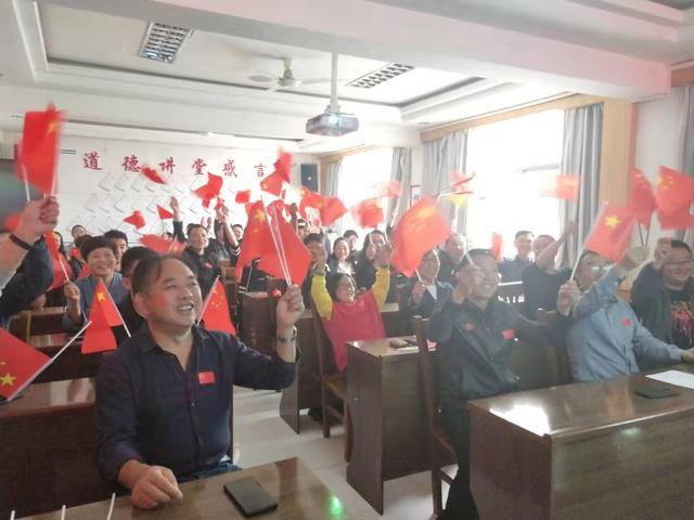 荣耀时刻，2019国庆阅兵仪式现场直播，荣耀时刻，2019国庆阅兵仪式现场盛况直播回顾