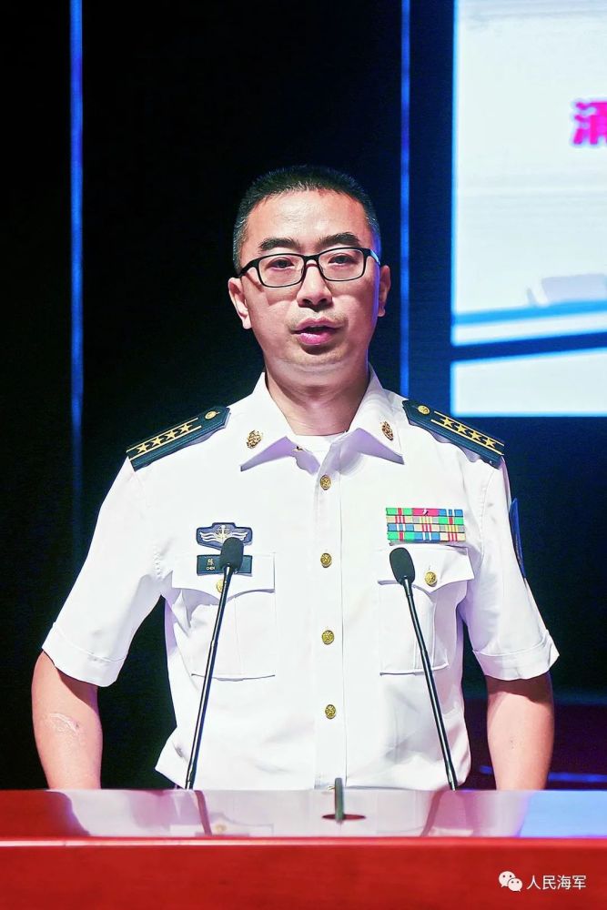 海军潘立新简介，一位英勇无畏的海军将领的生平与贡献，海军将领潘立新生平与贡献，英勇无畏的海军力量典范