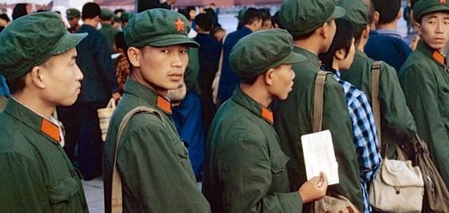 六五式绿军装女兵图片，历史的见证与时代的记忆，六五式绿军装女兵图片，历史的见证与时代记忆