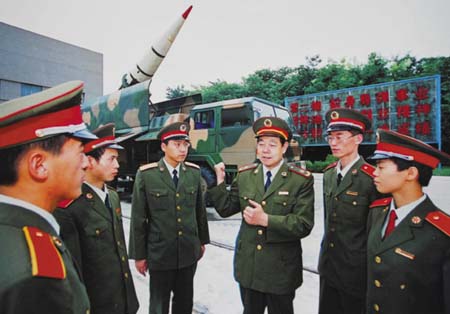 二炮现今领导概览，揭秘领导层的名字与他们的职责，二炮领导层概览，揭秘领导名字与职责