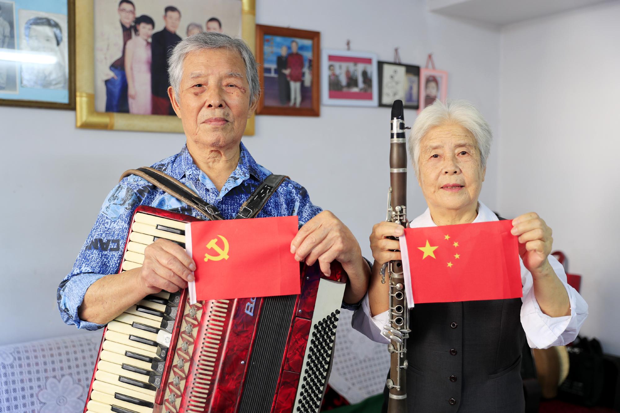志愿军军歌的演奏方式，音乐与英勇精神的融合，志愿军军歌，音乐与英勇精神的完美融合演奏之道